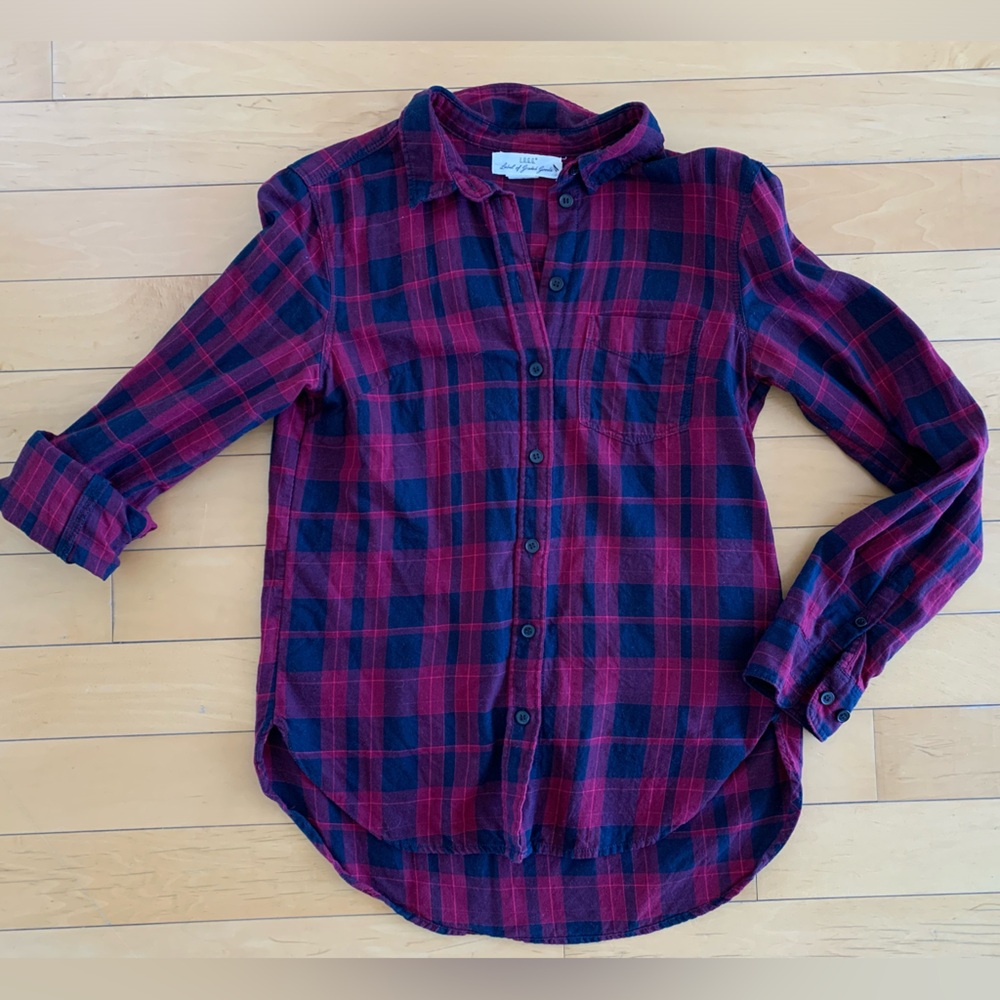 NWOT plaid button down shirt